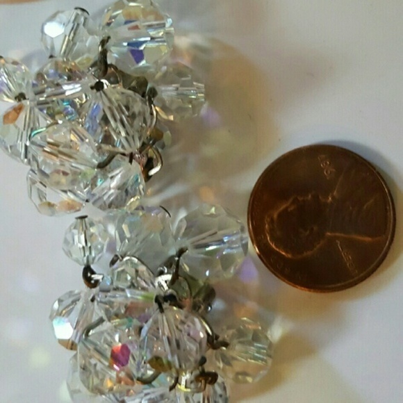 VTG Aurora Borealis fabulous,clip‎ earrings - Picture 2 of 3